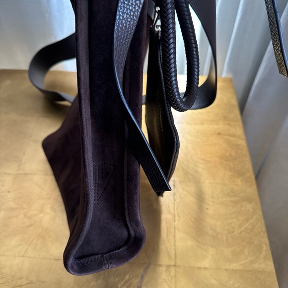 Tamara Mellon suede shoulder bag brown suede - Picture 8 of 15